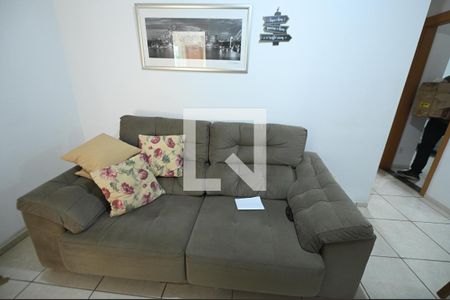 Sala de apartamento para alugar com 2 quartos, 50m² em Conjunto Cachoeira Dourada, Goiânia