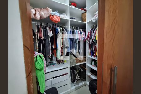 Closet do quarto 1 de casa para alugar com 4 quartos, 120m² em Madureira, Rio de Janeiro