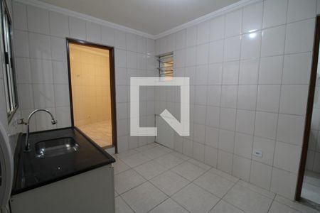 Sala / Cozinha de apartamento para alugar com 1 quarto, 25m² em Vila Gustavo, São Paulo
