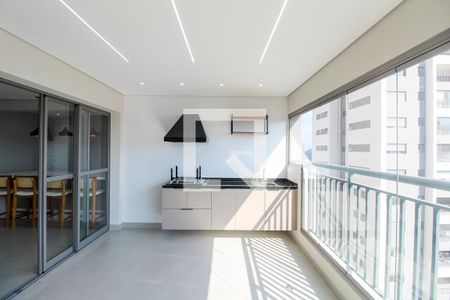 Apartamento à venda com 3 quartos, 121m² em Vila Independencia, São Paulo