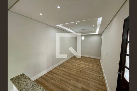 Sala de casa à venda com 2 quartos, 256m² em Parque Eloy Chaves, Jundiaí