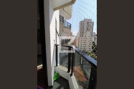 Varanda de kitnet/studio à venda com 1 quarto, 33m² em Moema, São Paulo