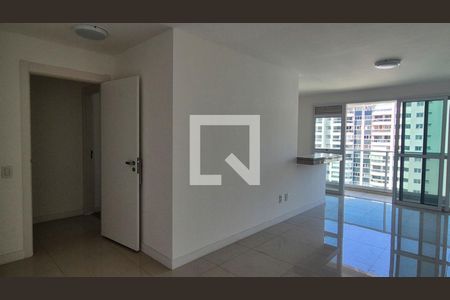 Sala  de apartamento à venda com 2 quartos, 77m² em Barra da Tijuca, Rio de Janeiro