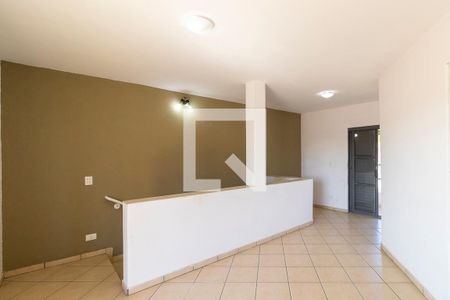 Hall dos quartos de casa para alugar com 2 quartos, 163m² em Jardim Presidente Wenceslau, Campinas