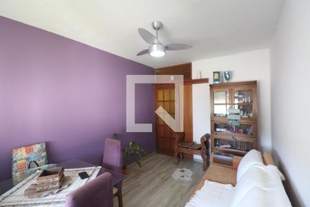 Sala de apartamento para alugar com 3 quartos, 70m² em Tribobó, São Gonçalo