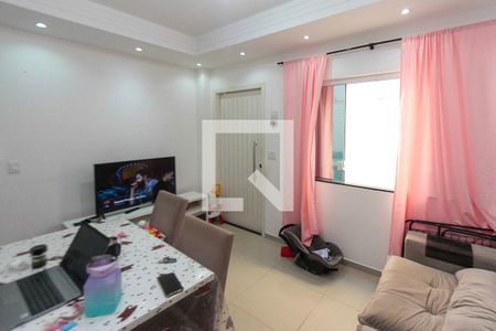 Sala de casa de condomínio para alugar com 2 quartos, 68m² em Vila Lúcia, São Paulo