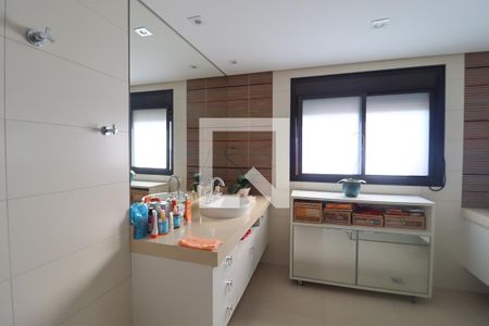 Apartamento à venda com 288m², 3 quartos e 3 vagas Apartamento à venda com 288m², 3 quartos e 3 vagasSuíte