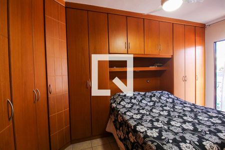 Quarto 4 de casa à venda com 4 quartos, 160m² em Parque Sevilha, São Paulo