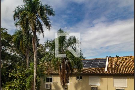 Casa de condomínio à venda com 243m², 4 quartos e 2 vagas Casa de condomínio à venda com 243m², 4 quartos e 2 vagasVista