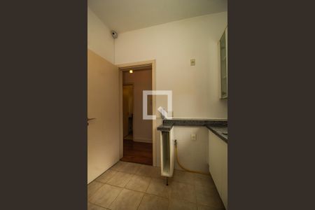 Casa de condomínio à venda com 243m², 4 quartos e 2 vagas Casa de condomínio à venda com 243m², 4 quartos e 2 vagasCozinha