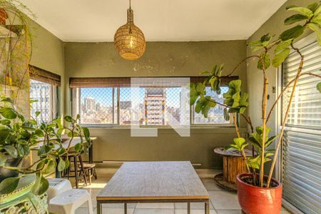 Varanda de apartamento à venda com 2 quartos, 130m² em Vila Buarque, São Paulo