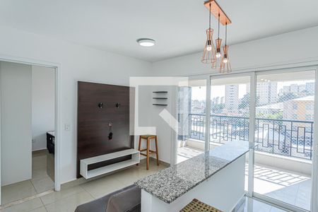 Sala e cozinha de apartamento à venda com 1 quarto, 43m² em Vila Diva, São Paulo