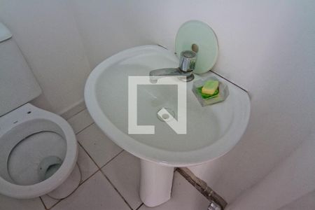 Lavabo de casa de condomínio para alugar com 2 quartos, 80m² em Loteamento City Jaragua, São Paulo
