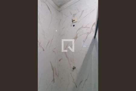 Banheiro da Suíte de casa para alugar com 2 quartos, 120m² em Vila Leonor, São Paulo