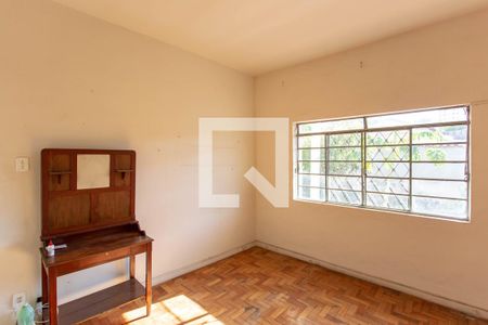 Quarto 1 de casa à venda com 3 quartos, 120m² em Vila Cloris, Belo Horizonte