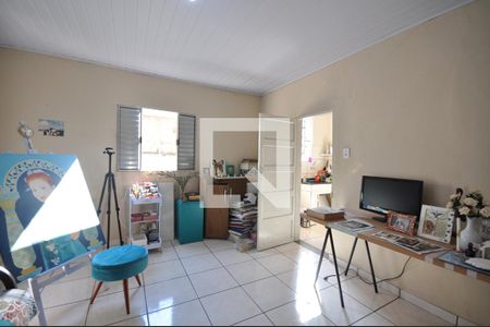 Sala/Quarto de casa para alugar com 1 quarto, 36m² em Vila Leonor, São Paulo