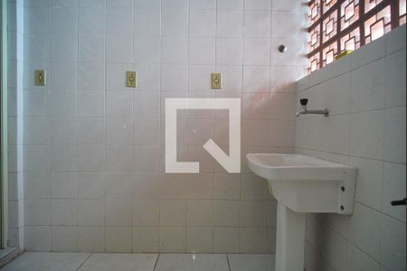 Apartamento à venda com 65m², 2 quartos e sem vaga Apartamento à venda com 65m², 2 quartos e sem vagaÁrea de Serviço