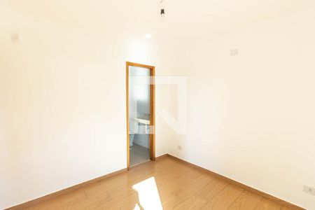 Quarto 1 de casa à venda com 2 quartos, 107m² em Vila Romero, São Paulo