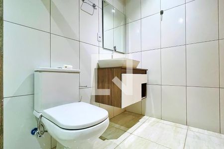 Banheiro de apartamento para alugar com 1 quarto, 45m² em Jardim Sao Francisco, Guarulhos