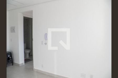 Sala de apartamento para alugar com 2 quartos, 39m² em Piqueri, São Paulo