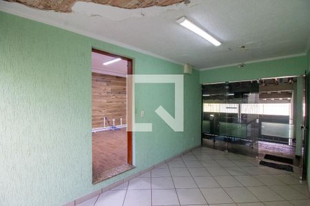 Casa à venda com 290m², 3 quartos e 4 vagas Casa à venda com 290m², 3 quartos e 4 vagasHall de Entrada