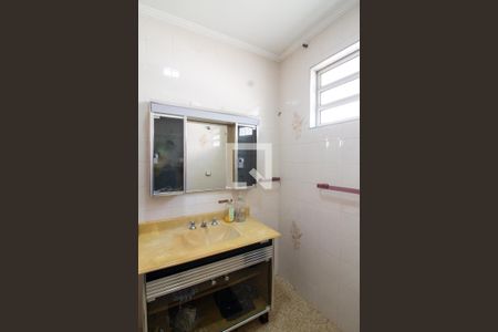 Casa à venda com 290m², 3 quartos e 4 vagas Casa à venda com 290m², 3 quartos e 4 vagasBanheiro