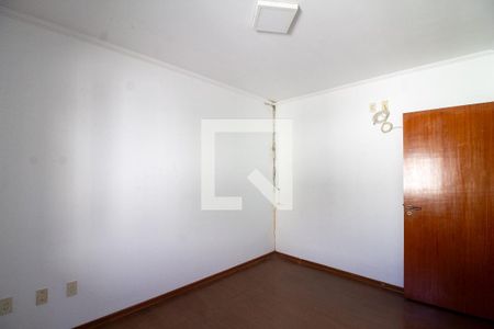 Casa à venda com 290m², 3 quartos e 4 vagas Casa à venda com 290m², 3 quartos e 4 vagasQuarto 2