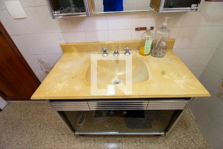 Casa à venda com 290m², 3 quartos e 4 vagas Casa à venda com 290m², 3 quartos e 4 vagasDetalhe do Banheiro