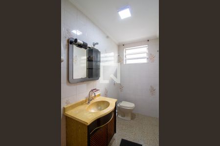 Banheiro de casa à venda com 3 quartos, 290m² em Centro, Guarulhos