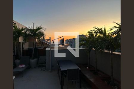 Apartamento à venda com 2 quartos, 185m² em Barra da Tijuca, Rio de Janeiro