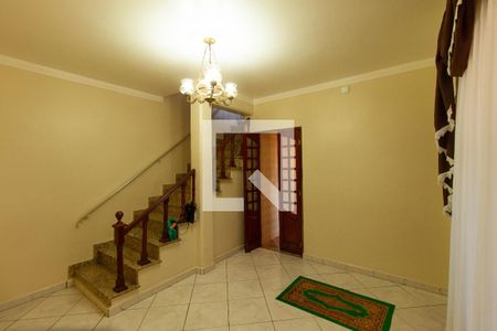 Sala de casa para alugar com 2 quartos, 210m² em Vila Macedopolis, São Paulo