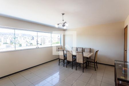 Sala de apartamento para alugar com 3 quartos, 106m² em Santa Tereza, Belo Horizonte