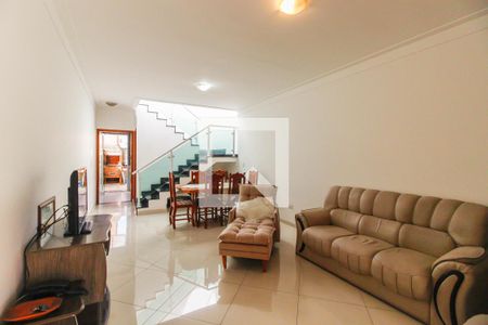 Sala de casa para alugar com 3 quartos, 108m² em Chácara Santo Antônio (zona Leste), São Paulo