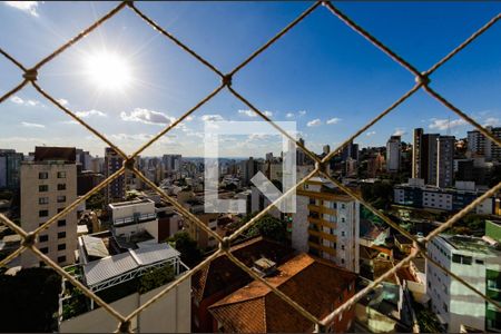 Vista de apartamento à venda com 4 quartos, 190m² em Serra, Belo Horizonte