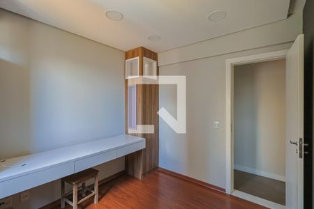Quarto 1 de apartamento para alugar com 3 quartos, 102m² em Buritis, Belo Horizonte