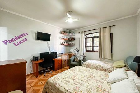 Quarto 1 de casa para alugar com 3 quartos, 200m² em Vila Bancaria Munhoz, São Paulo