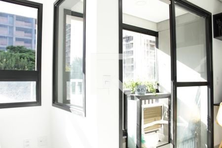 Varanda de kitnet/studio para alugar com 1 quarto, 23m² em Pinheiros, São Paulo