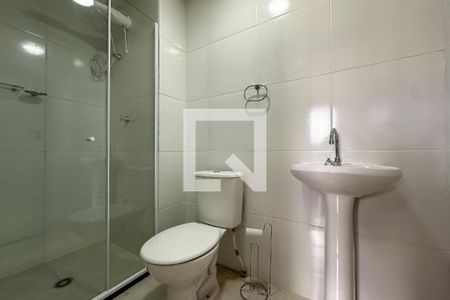 Banheiro de apartamento para alugar com 1 quarto, 25m² em Água Branca, São Paulo