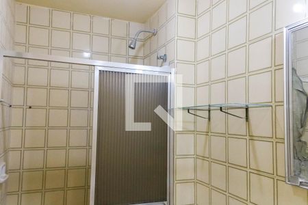 Banheiro de apartamento para alugar com 1 quarto, 40m² em Todos Os Santos, Rio de Janeiro