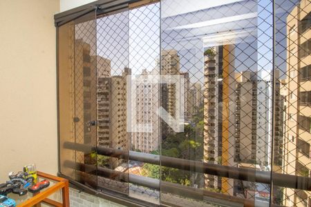 Sala, terraço e vista aberta  de apartamento para alugar com 2 quartos, 59m² em Vila Uberabinha, São Paulo
