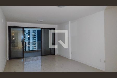 Sala de apartamento à venda com 4 quartos, 160m² em Barra da Tijuca, Rio de Janeiro