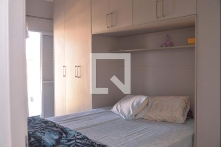 Quarto de apartamento à venda com 2 quartos, 96m² em Jardim do Estádio, Santo André