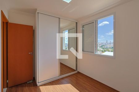 Quarto 2 de apartamento para alugar com 3 quartos, 85m² em Esplanada, Belo Horizonte
