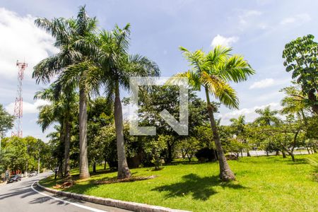 Apartamento para alugar com 320m², 3 quartos e 4 vagas Apartamento para alugar com 320m², 3 quartos e 4 vagasÁrea comum