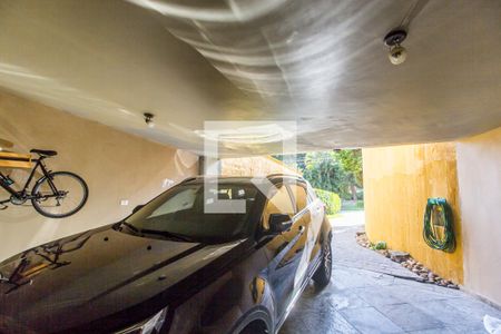 Apartamento para alugar com 320m², 3 quartos e 4 vagas Apartamento para alugar com 320m², 3 quartos e 4 vagasGaragem