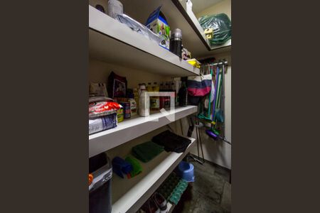 Apartamento para alugar com 320m², 3 quartos e 4 vagas Apartamento para alugar com 320m², 3 quartos e 4 vagasDespensa