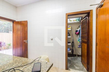 Apartamento para alugar com 320m², 3 quartos e 4 vagas Apartamento para alugar com 320m², 3 quartos e 4 vagasÁrea de Serviço