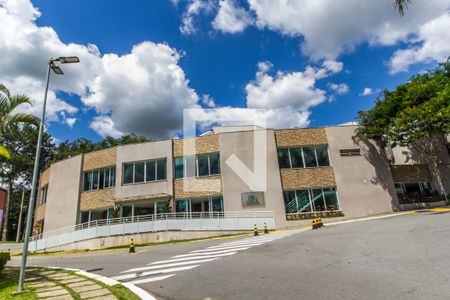 Apartamento para alugar com 320m², 3 quartos e 4 vagas Apartamento para alugar com 320m², 3 quartos e 4 vagasÁrea comum