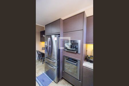 Apartamento para alugar com 320m², 3 quartos e 4 vagas Apartamento para alugar com 320m², 3 quartos e 4 vagasDetalhe da cozinha