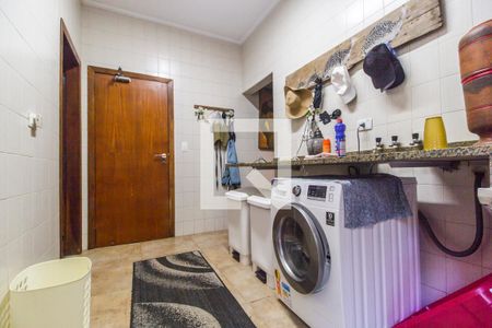 Apartamento para alugar com 320m², 3 quartos e 4 vagas Apartamento para alugar com 320m², 3 quartos e 4 vagasÁrea de Serviço